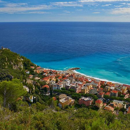 Willa Casa Saracena Fronte Mare Varigotti Zewnętrze zdjęcie
