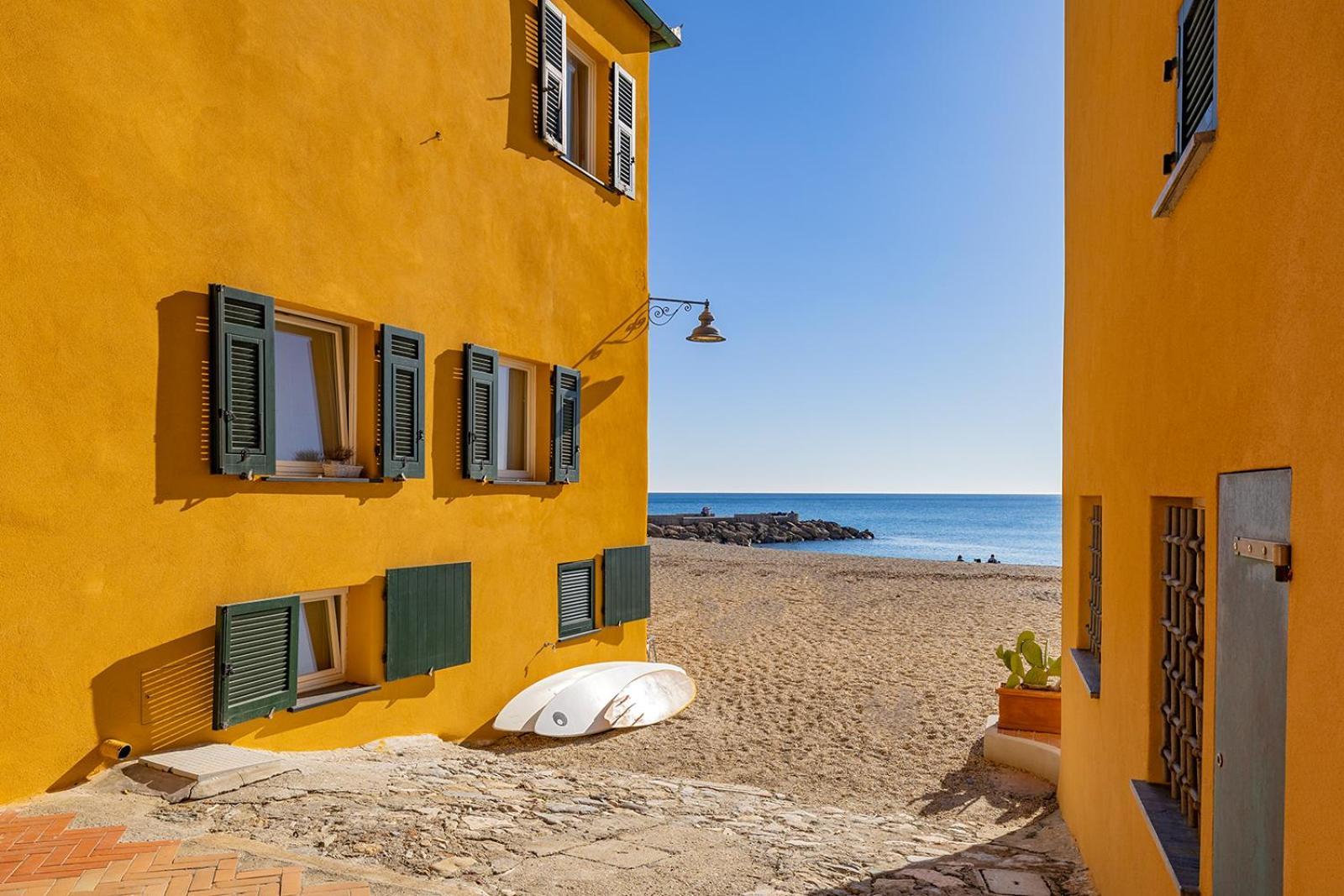 Willa Casa Saracena Fronte Mare Varigotti Zewnętrze zdjęcie