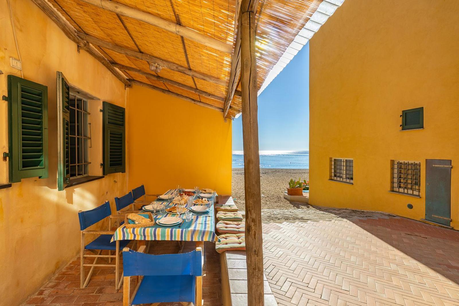 Willa Casa Saracena Fronte Mare Varigotti Zewnętrze zdjęcie