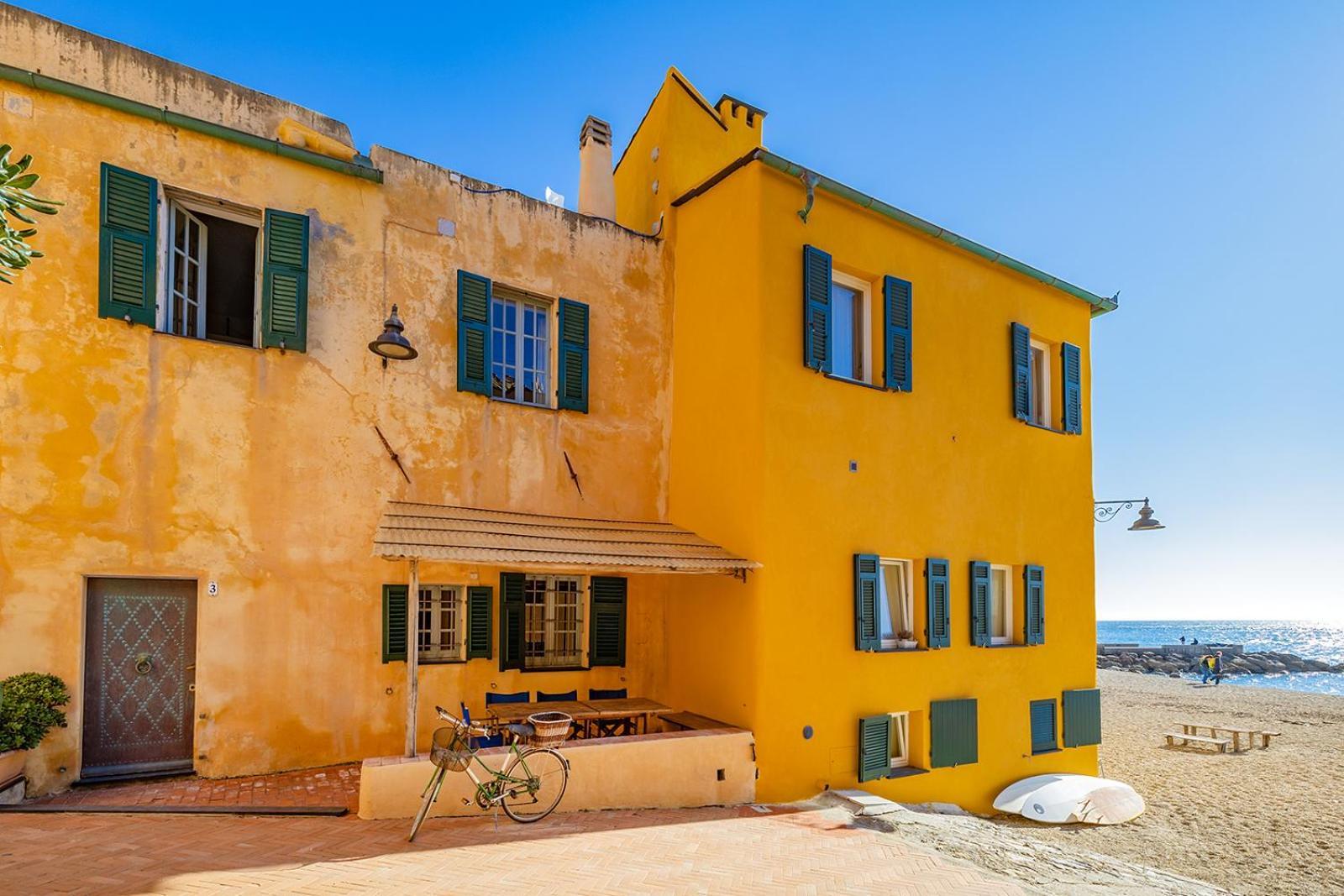 Willa Casa Saracena Fronte Mare Varigotti Zewnętrze zdjęcie