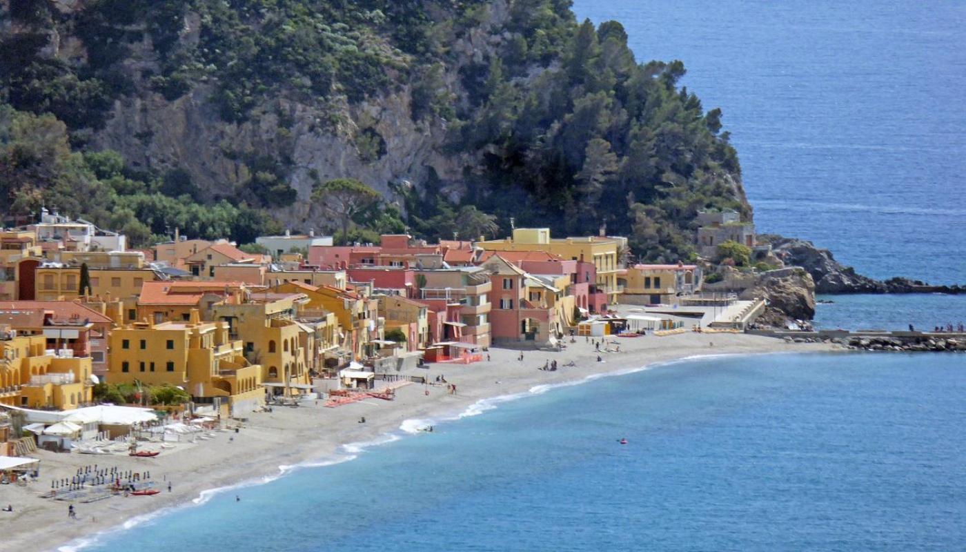 Willa Casa Saracena Fronte Mare Varigotti Zewnętrze zdjęcie