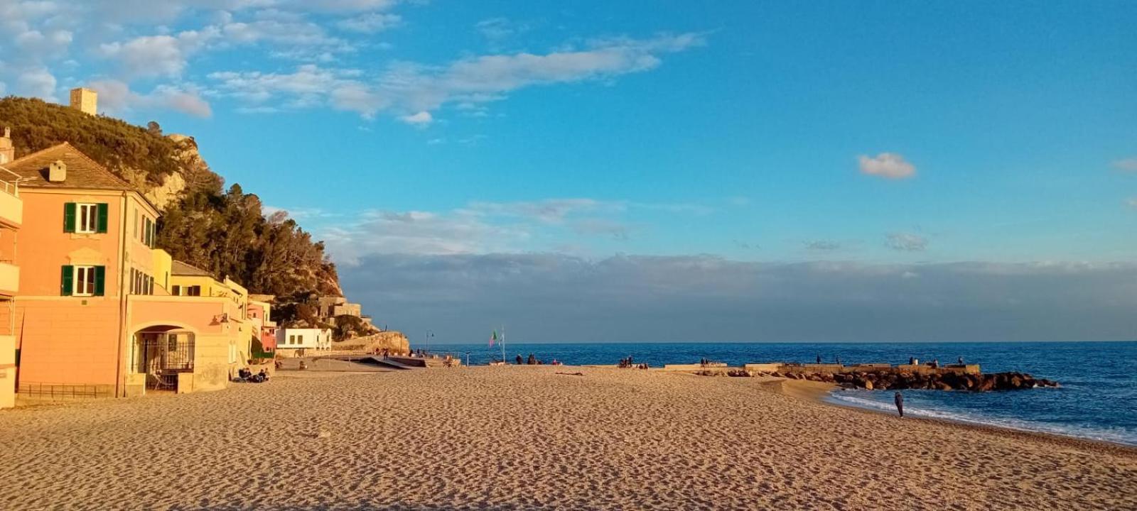 Willa Casa Saracena Fronte Mare Varigotti Zewnętrze zdjęcie