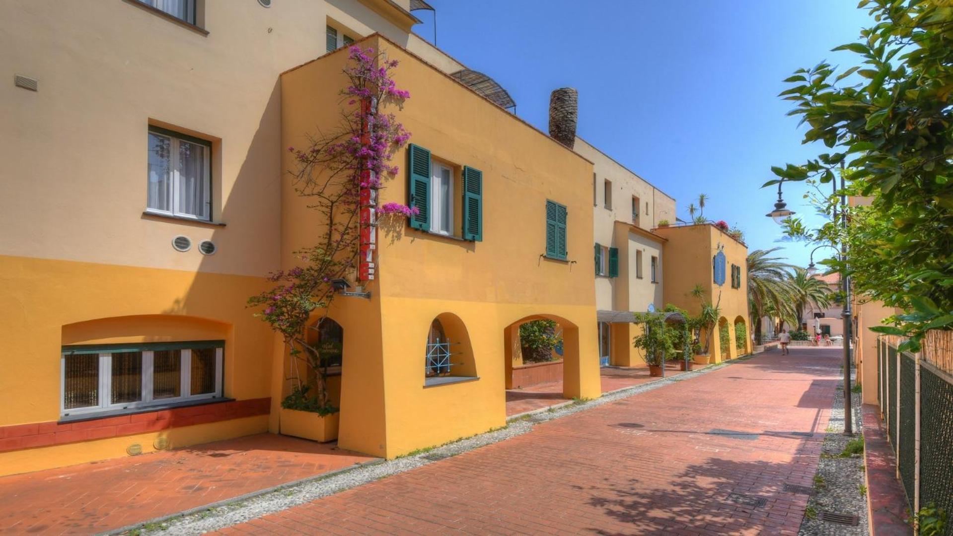 Willa Casa Saracena Fronte Mare Varigotti Zewnętrze zdjęcie